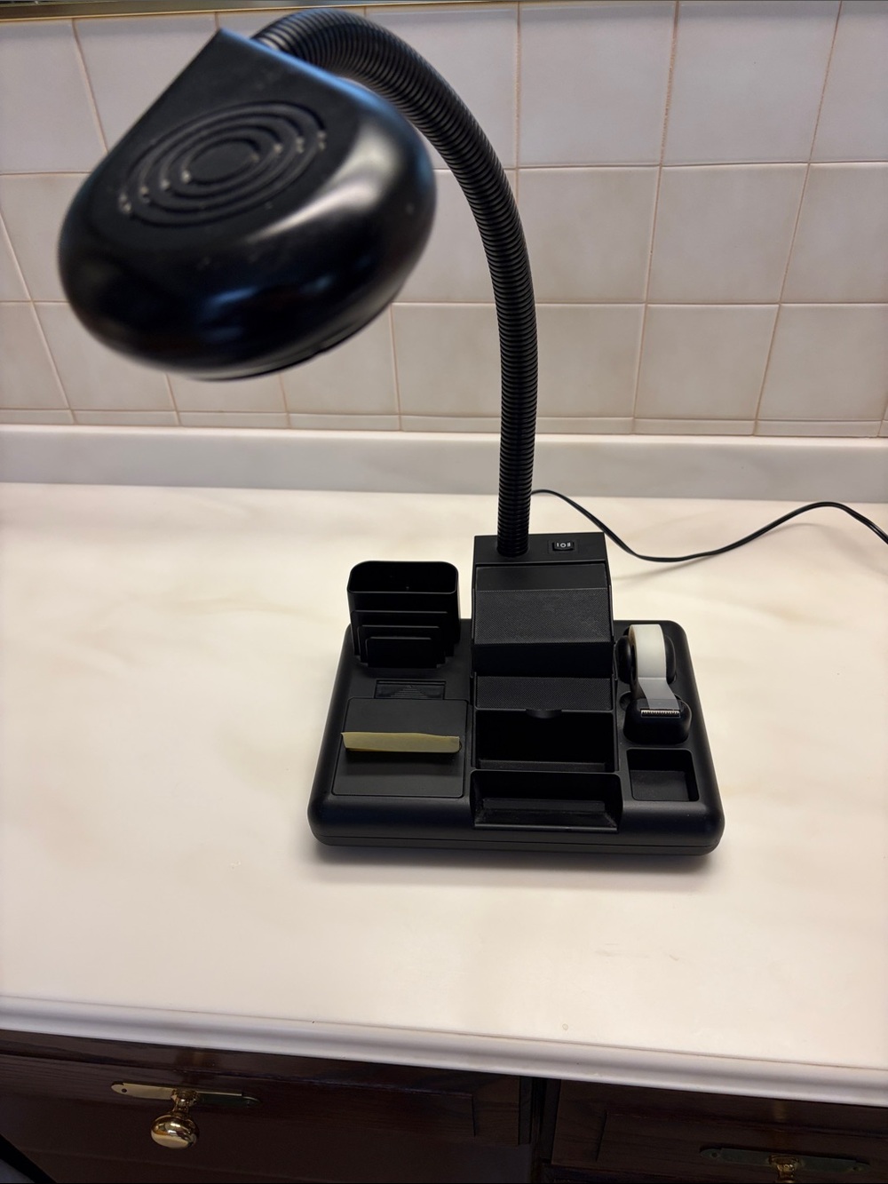 Task Light With Desk Organizer